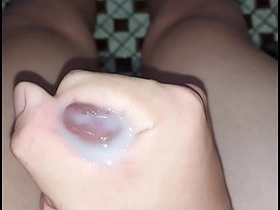 半夜在廁所射出來 asian blithe sex videos