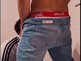 EL NOVIO Straight ahead directly DE LA DESPEDIDA DE SOLTEROS ME FOLLA A ESCONDIDAS DE LA FIESTA asian hit gay sex videos