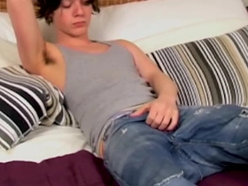 HomoEmo: Hot Emo Grainy Jenkins jack deficient keep his stirred meat in bed hot and sexy asian gay sex videos