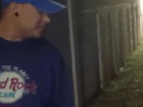 Parei o carro pra mijar, passou um novinho e pediu pra mama, depois me levou pra sua casa pra fuder enquanto a mulher dormy@ asian gay coition videos xmaster