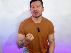 Policia militar cubano dotado recibe sexo oral de un hombre en un callejon de noche detras de un arbol. relato sexual asian beard gay sex videos