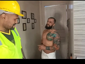 Emprestei minhas ferramentas ao vizinho e ele meteu forte! asian old uncle gay sex videos