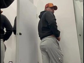 Me pongo caliente en los probadores asian only fans happy-go-lucky sex videos