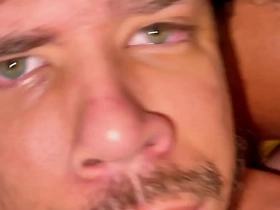 TWINK GRITANDO DE TESÃO SENDO FODIDO POR DOIS MACHOS. asian gay world sex videos