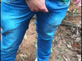 FUDENDO COM UM ESTRANHO NO MATO sex videos porn asian joyous