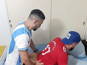 Al regresar de la cancha mi spend time together hetero me permitió penetrar su hermoso culo gordo asian gay 18 sex videos