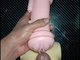 Trio Kissy y Dolly: de la boca a la vagina! Termina en tits fuck. sexy asian gay sex videos