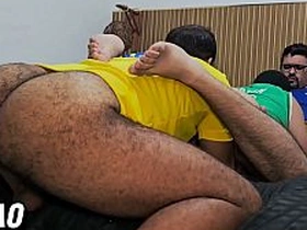 Chegando do jogo nos metemos com bola e tudo! Vídeo completo no meu XVIDEOS Overheated asian gay tube coitus videos