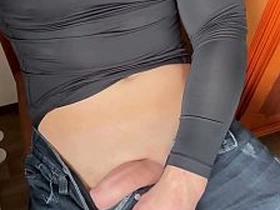 Deutscher Daddy wichst in der Wohnung seines Kumpels - PhantomGentX sexy xxx asian gay sex videos