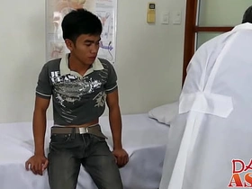 Young Asian barebacked during doctors appointment daddy gay sex videos asian