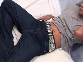 Thai unconcerned Boy Oei asian unconcerned sex videos sucking